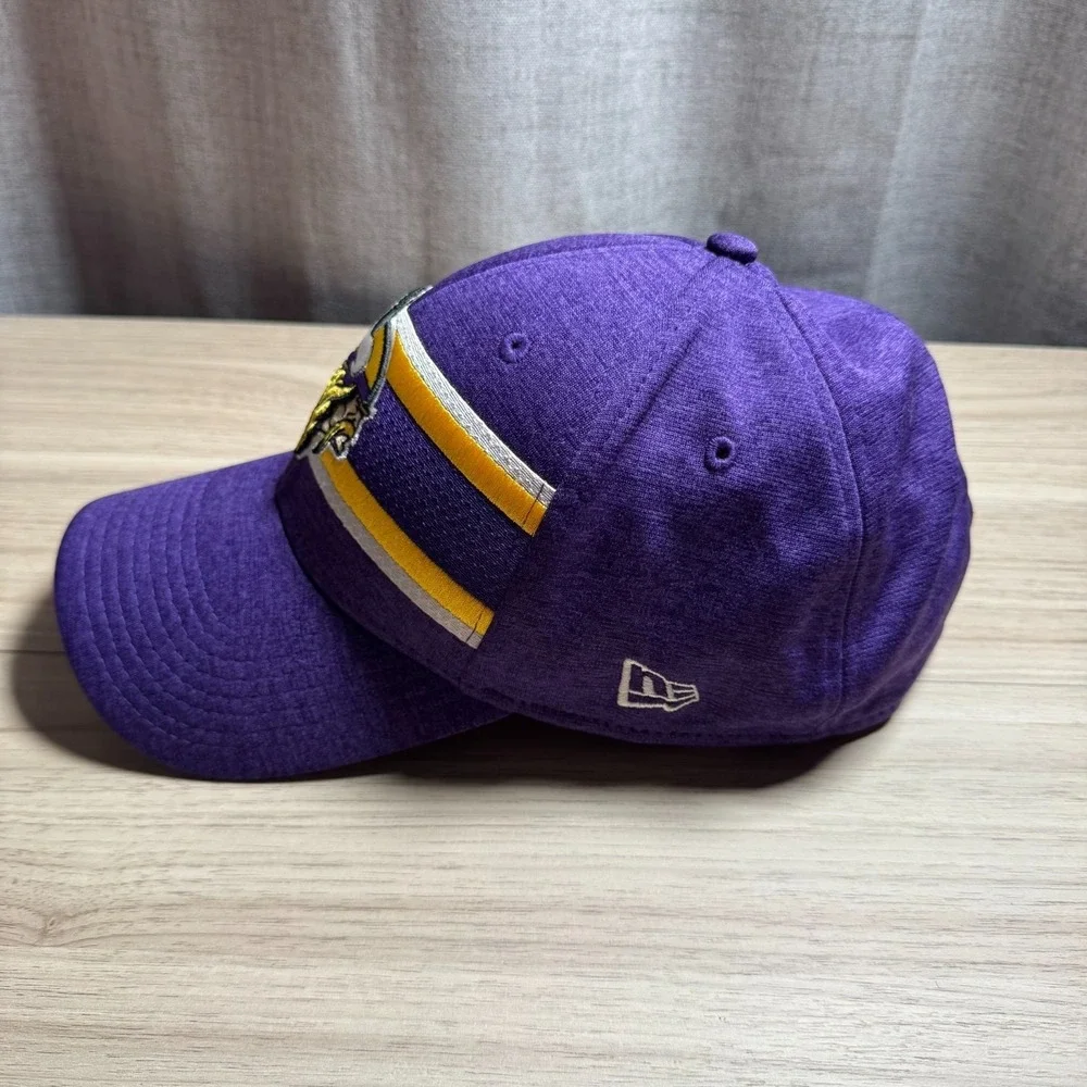 New Era Minnesota Vikings Hat Mens L/XL Purple Exc 39THIRTY Stretch Fit NFL